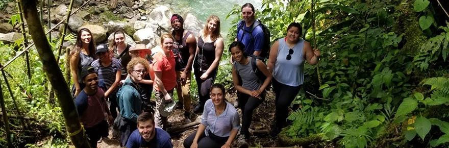 Group of students in Costa Rica