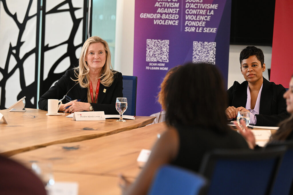 York President and Vice-Chancellor Rhonda Lenton and Minister for Women and Gender Equality and Youth Marci Ien engage in a private discussion with students 