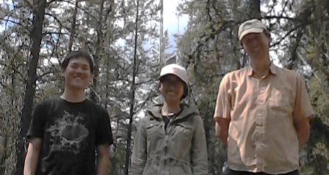 From left to right: Kaiti (Timothy) Jiang (MSc 2018), Xuanyi Zhang (MSc 2020) and Gordon standing in front of the York Athabasca Jack Pine tower. 